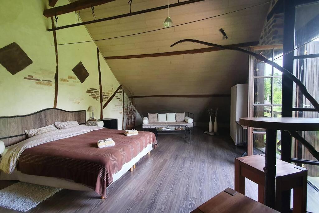Unique Room With Great View In A Former Old Barn Troche Экстерьер фото